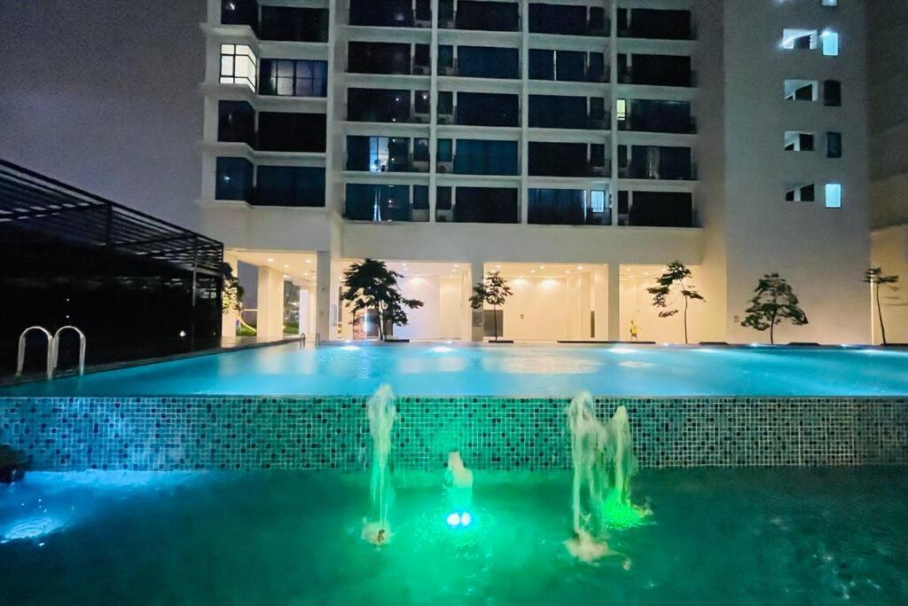 D'puncak Trefoil Setia Alam